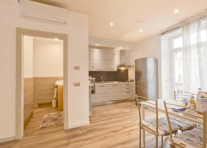 Carrara Deluxe Home