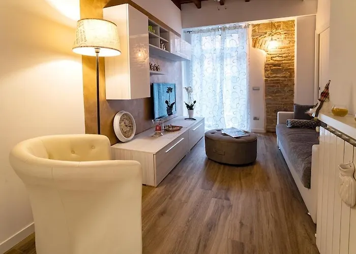 Carrara Deluxe Home